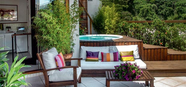 Um jardim na varanda do apartamento