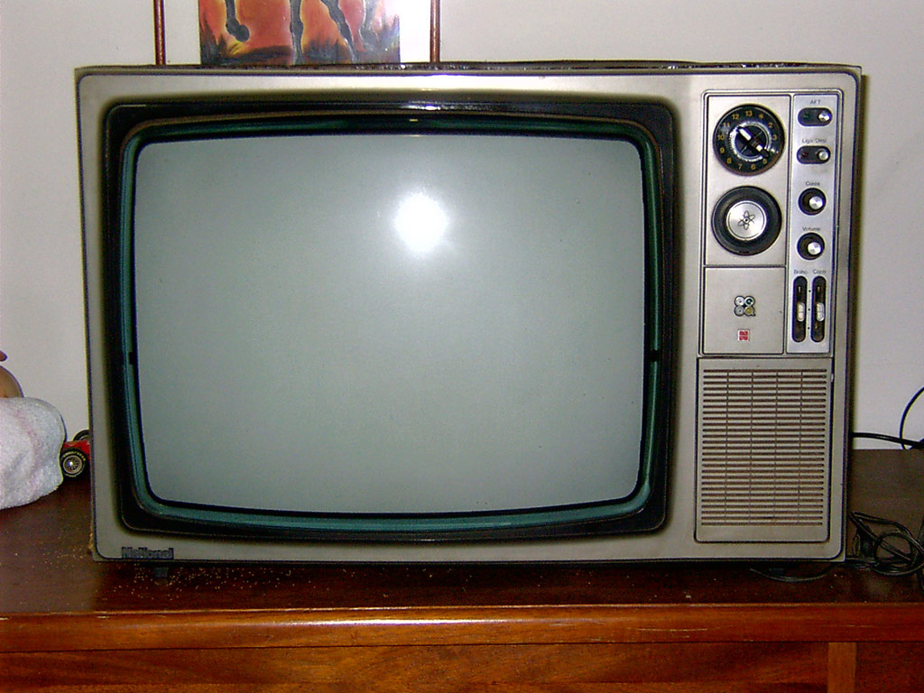 01-como-era-a-casa-brasileira-quando-xuxa-estreou-na-tv