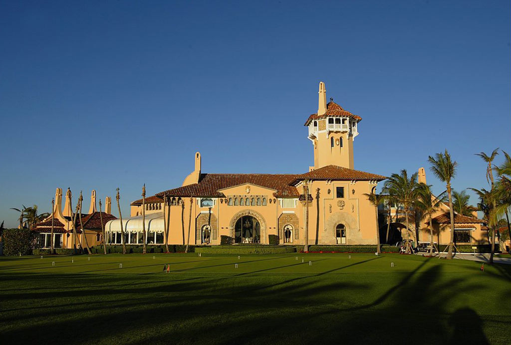 01-conheca-a-casa-de-donald-trump-que-vale-200-milhoes-de-dolares