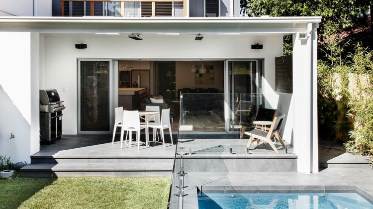 Antes & depois: casa ganha transformação moderna e completa