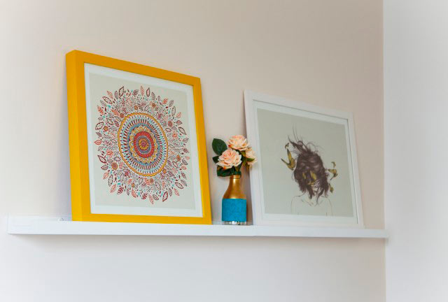 02-antes-e-depois-quarto-ganha-papel-de-parede-e-cantinho-da-maquiagem