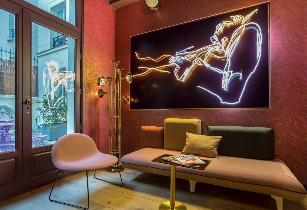 02-em-paris-hotel-boutique-homenagem-musica-idol-hotelis