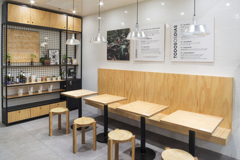 03-tasty-salad-shop-restaurante-industrial-saudavel-curitiba