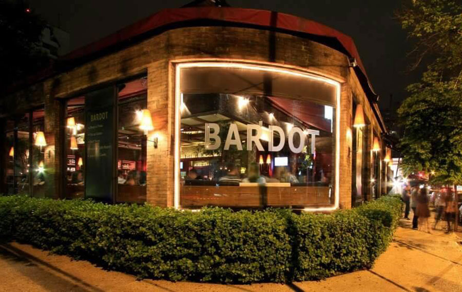 03a-bares-e-restaurantes-paulistanos-com-decoracao-inspirada-em-filmes