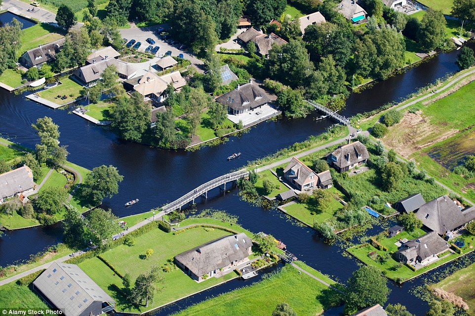 05-veneza-holandesa-giethoorn
