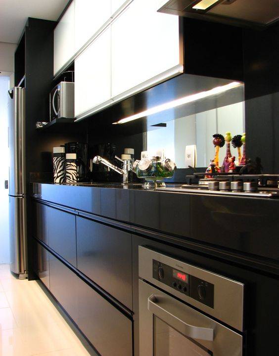 1-10-cozinhas-pretas-que-estao-fazendo-sucesso-no-pinterest