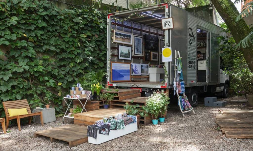 Galeria itinerante Photo Truck estará na Oscar Freire neste sábado