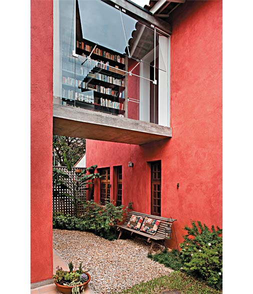 O objetivo era oferecer um quarto a cada uma das moradoras. Por isso, Paulo F...