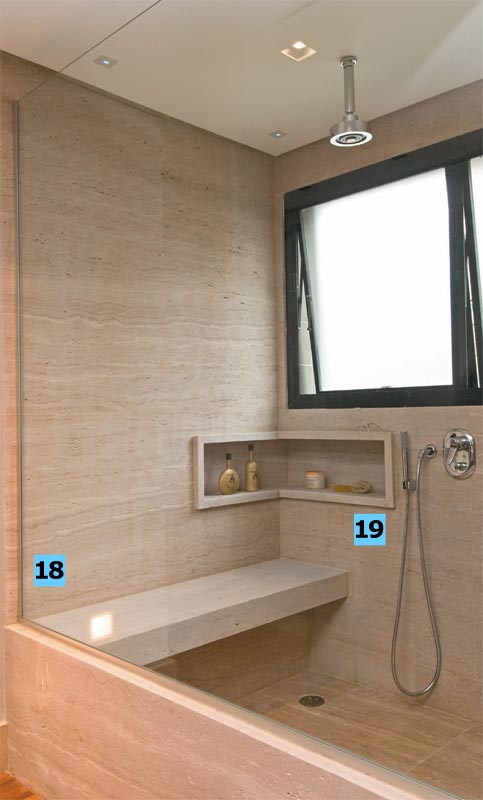 18. O boxe, grande (1,35 x 1,35 m) e confortável, é um dos atrativos...