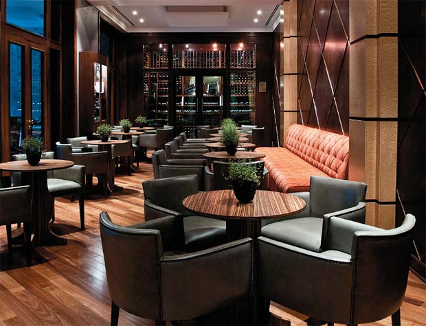 Se a pedida for investir no romantismo, um dos mais acolhedores ref&uacute;gios &eacute; ...