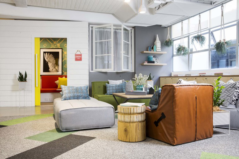 conheca-a-nova-sede-do-airbnb-em-sidney-tem-quarto-atras-da-estante (11)