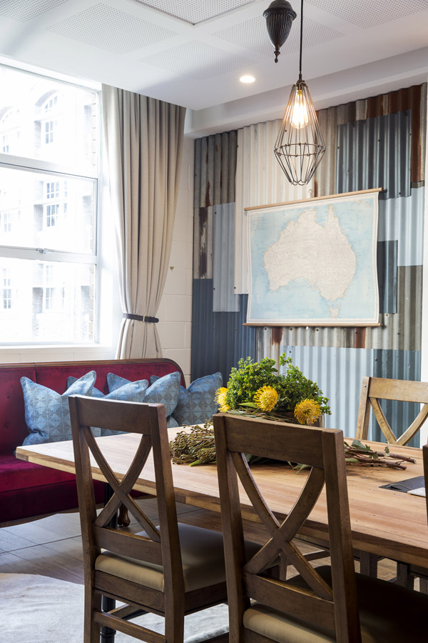 conheca-a-nova-sede-do-airbnb-em-sidney-tem-quarto-atras-da-estante (8)