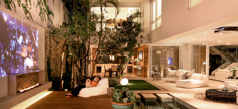 home-nova-como-ter-cinema-ao-ar-livre-em-casa