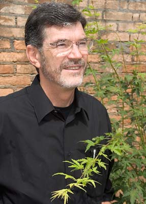 O arquiteto Nelson Dupr&eacute;, respons&aacute;vel pelo projeto da Sala S&atilde;o Paulo, se i...