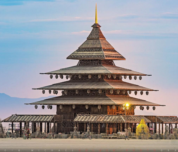 01-burning-man-festival-instalacoes-incriveis