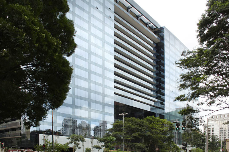 02-predio-na-avenida-faria-lima-em-sao-paulo-tem-uma-horta-subterranea