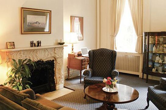 02-sarah-jessica-parker-nyc-casas-adjacentes