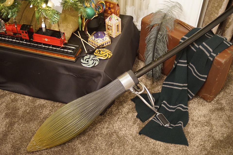 03-fa-monta-arvore-natal-harry-potter-nos-queremos-uma 03-fa-monta-arvore-natal-harry-potter-nos-queremos-uma