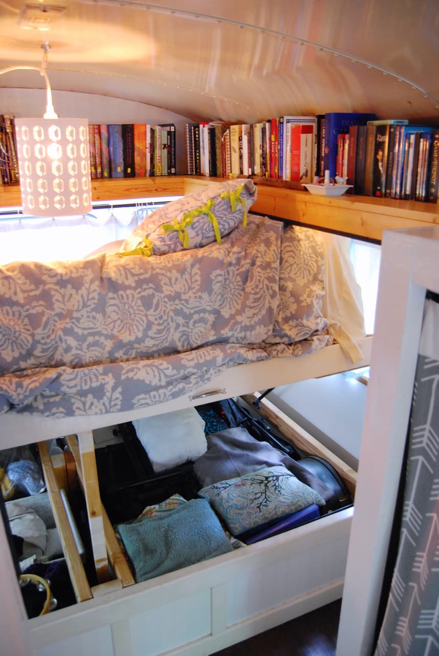 12-casal-troca-apartamento-por-onibus-escolar-tiny-home