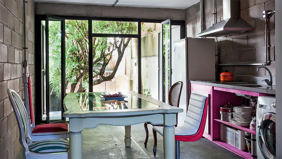 Terreno de 3,60 m de largura abriga loft descolado