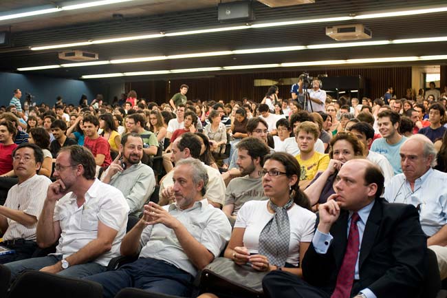 Para Jacques Herzog, que esteve em S&atilde;o Paulo e conversou com estudantes da U...