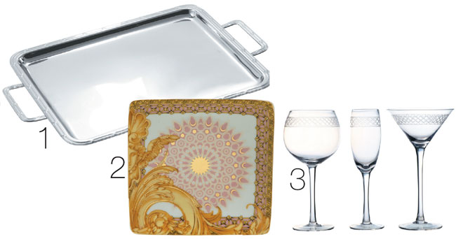 1. Bandeja de prata da Riva. Por 396 reais (tamanho m&eacute;dio). 2. Bandeja de po...