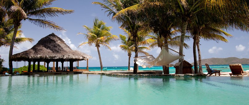 01-os-obama-estao-ficando-neste-resort-nas-ilhas-virgens-britanicas 01-casal-obama-aproveita-as-ferias-neste-resort-incrivel