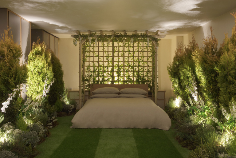 4-airbnb-e-pantone-fazem-parceria-e-criam-casa-com-lindos-jardins 4-airbnb-e-pantone-fazem-parceria-e-criam-casa-com-lindos-jardins