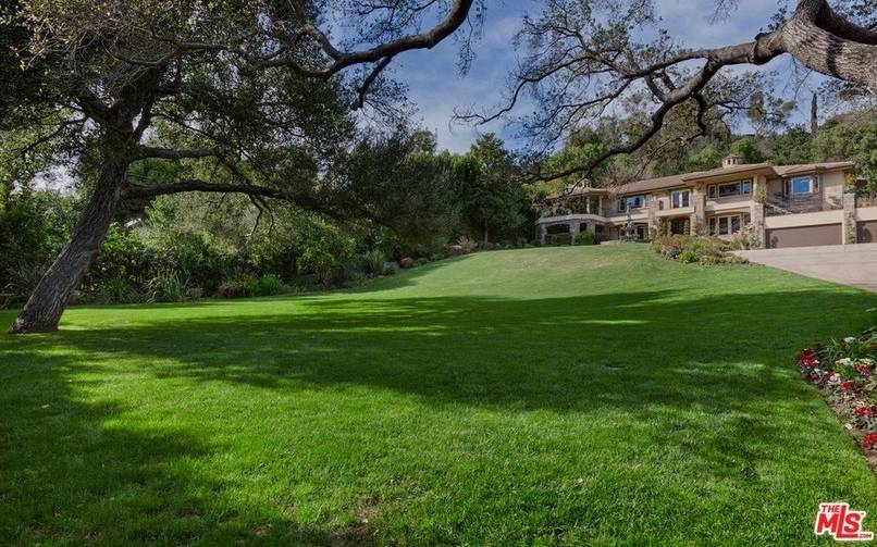 02-voce-pode-comprar-a-casas-de-keeping-up-with-the-kardashians