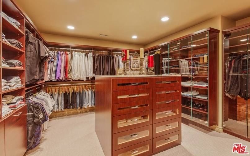06-voce-pode-comprar-a-casas-de-keeping-up-with-the-kardashians