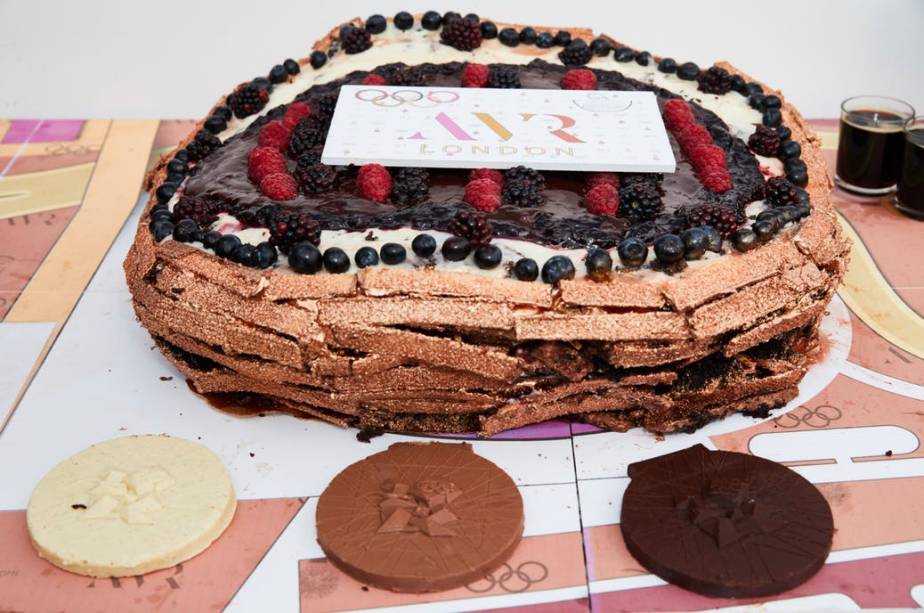 <span>Estádio Olímpico de Londres</span> <span>Estádio Olímpico de Londres</span>