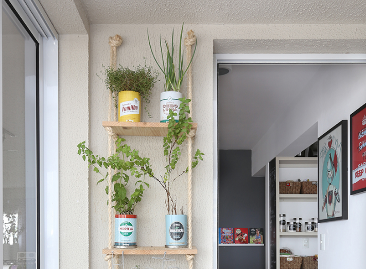 5 dicas para cultivar uma horta vertical em espaços pequenos