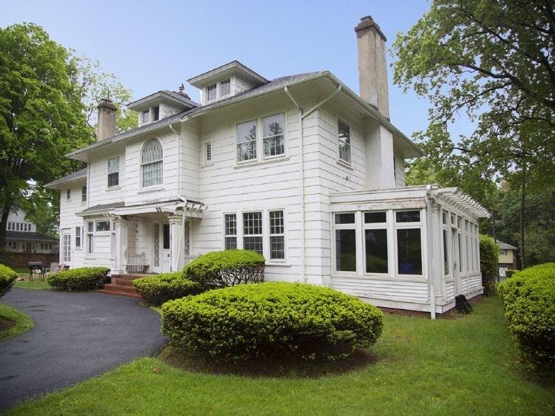 Esta mansão histórica pode ser sua por apenas 10 dólares