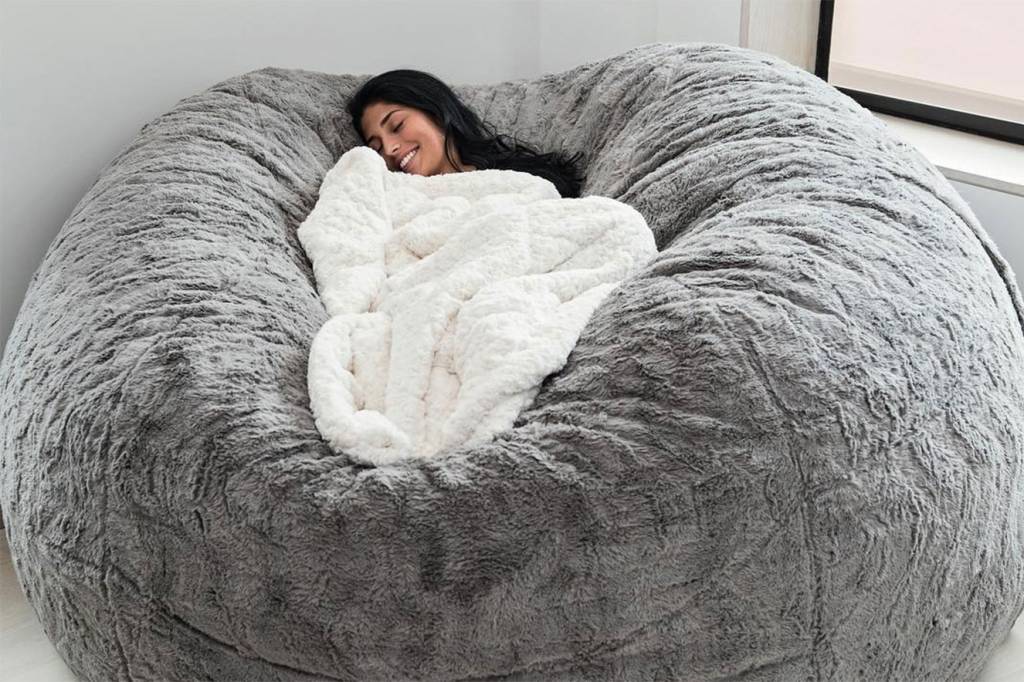 Você vai desejar o pufe mais aconchegante do mundo na sua sala