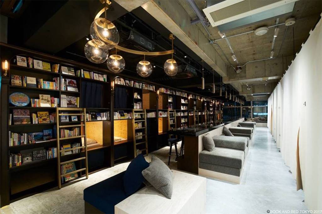 livraria com cama