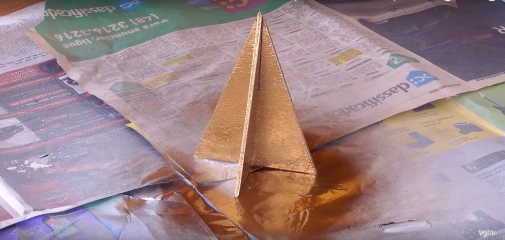 8-árvore de natal de madeira para decorar a mesa