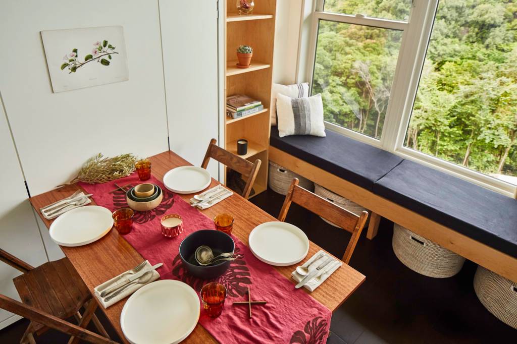 Casa de 93 m2 prova que estilo não depende de espaço Luz natural, móveis multifuncionais e sustentabilidade foram algumas das prioridades deste projeto