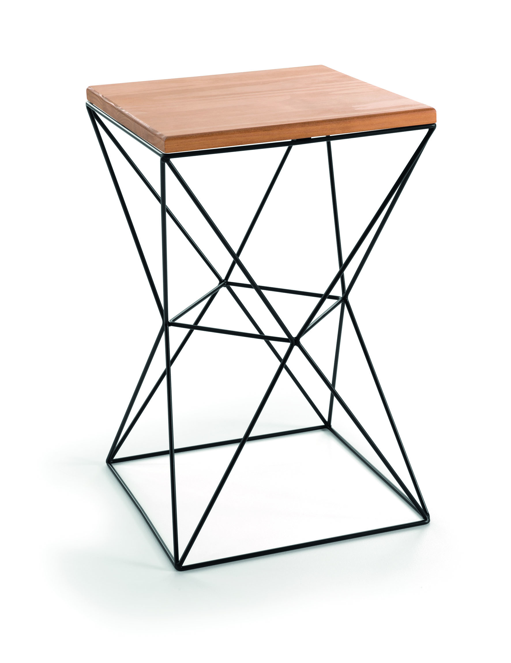 Mesa lateral Kaike, da marca Tulipa Baby, custa R$ 399.