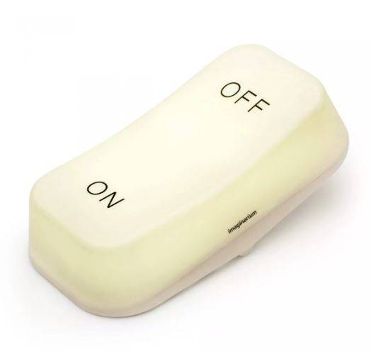 Lumin&aacute;ria interruptor on off, custa R$ 99,90 na loja Imaginarium.