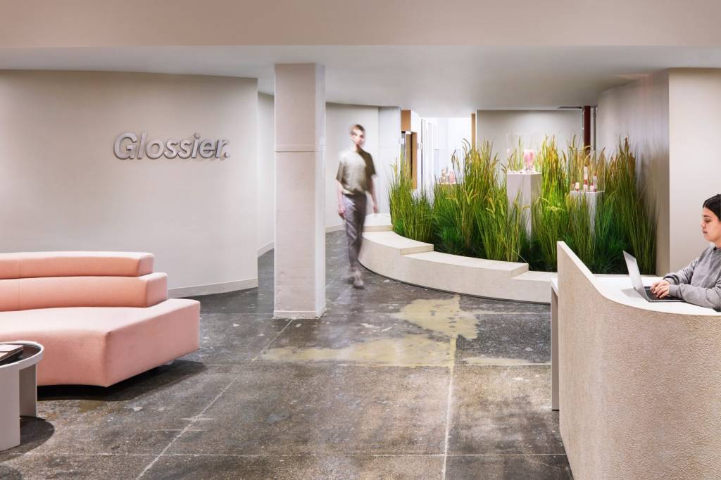 glossier-rafael-de-cardenas-interiors-5 glossier-rafael-de-cardenas-interiors-3