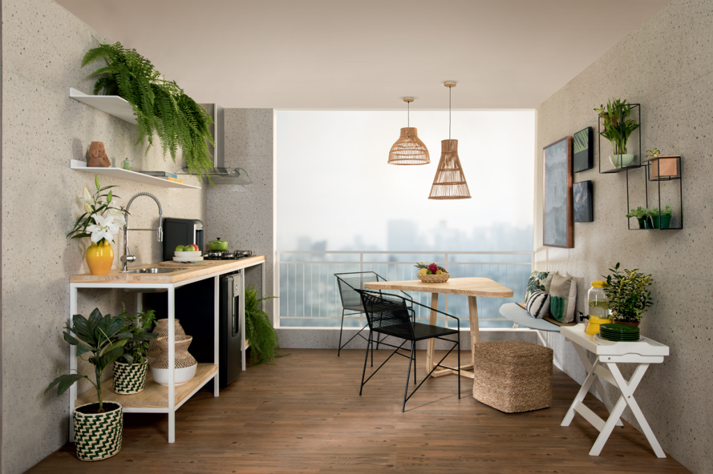 Decoração praiana transforma varanda em refúgio na cidade