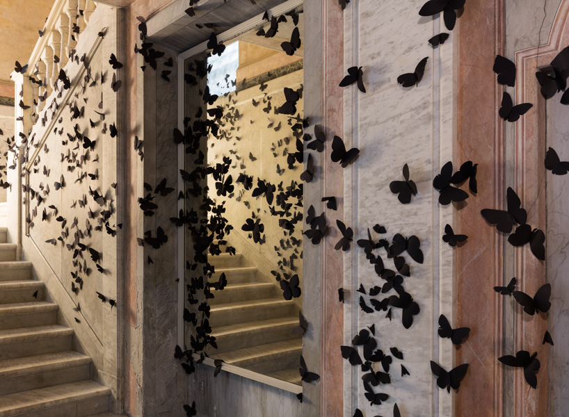 carlos-amorales-accursed-hour-fondazione-pini-designboom-2 carlos-amorales-accursed-hour-fondazione-pini-designboom-2