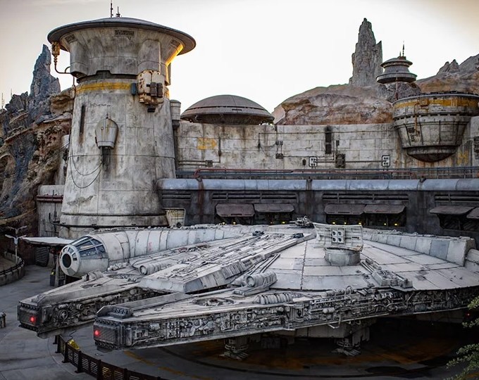 Conheça o novo parque de Star Wars na Disney