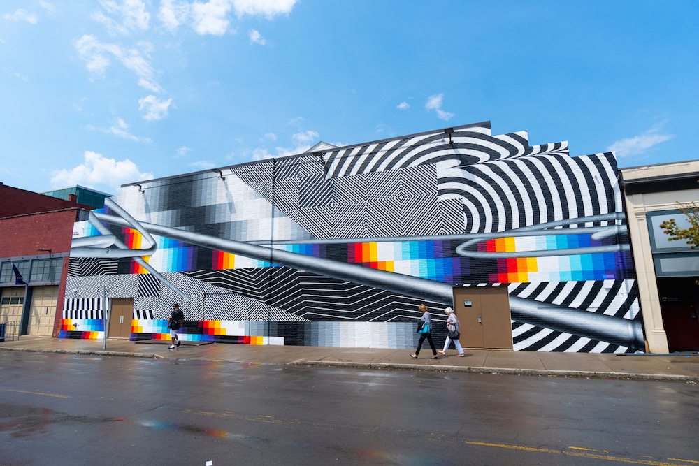 Felipe Pantone assina mural em Nova York (2) Felipe Pantone assina mural em Nova York (2)