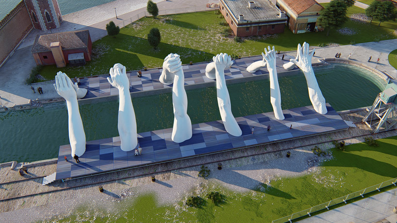 lorenzo-quinn-building-bridges-sculpture-venice-art-biennale-designboom-18 lorenzo-quinn-building-bridges-sculpture-venice-art-biennale-designboom-18
