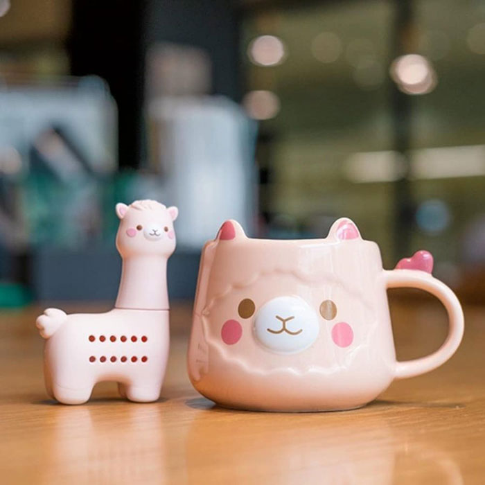 Animais fofos e tons pastel marcam nova linha de design da Starbucks