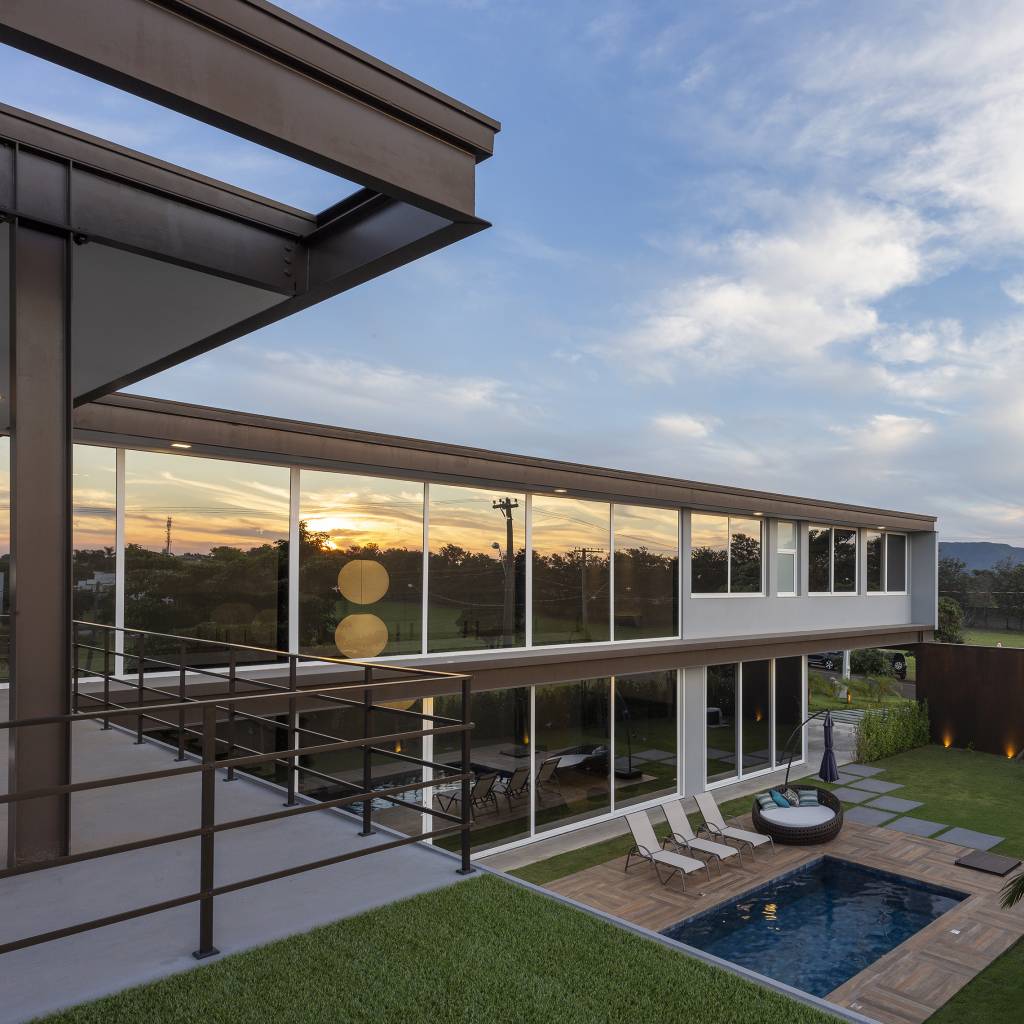 6-bt-house 6-bt-house