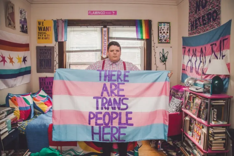 O relato de um trans em busca de uma morada para chamar de lar