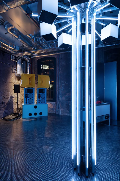 21-tom-dixon-hq-coal-office-london-design-festival-lab-designboom-01-768×512 21-tom-dixon-hq-coal-office-london-design-festival-lab-designboom-01-768×512