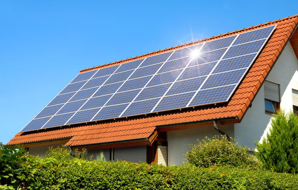 1-conheca-os-principais-erros-durante-a-instalacao-de-energia-solar-em-casas 1-conheca-os-principais-erros-durante-a-instalacao-de-energia-solar-em-casas
